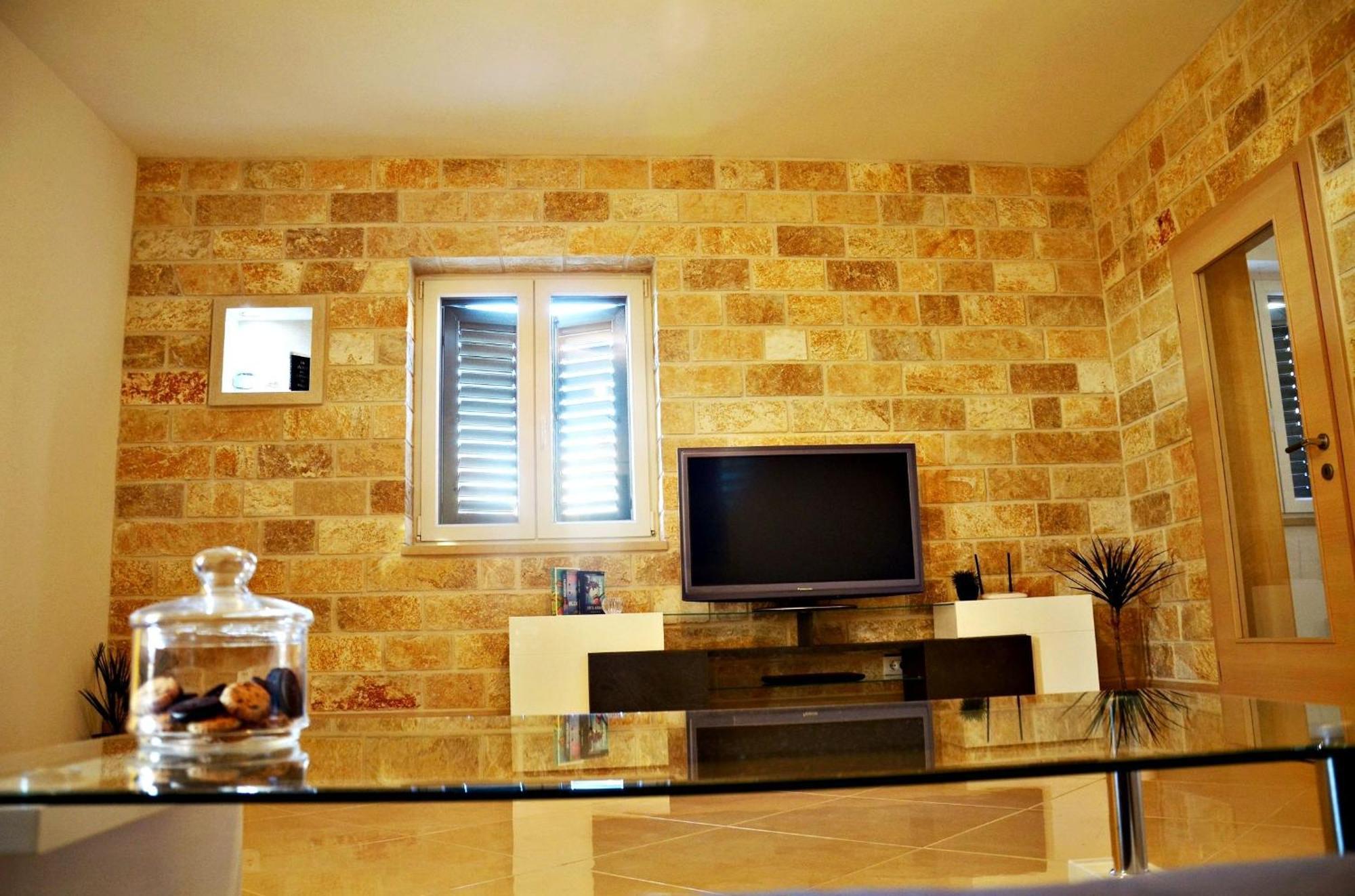 Apartment Luna Postira Zewnętrze zdjęcie